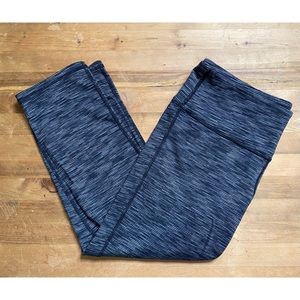 Athleta Workout Capris Leggings Black White Grey Size M